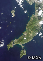 だいちから見た日本の都市 端島（軍艦島）：衛星画像