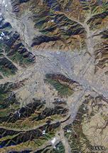 だいちから見た日本の都市 上田市周辺：衛星画像
