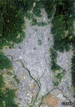 だいちから見た日本の都市 京都：衛星画像