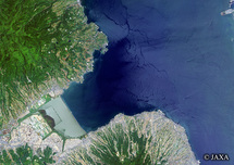 だいちから見た日本の都市 諫早湾：衛星画像