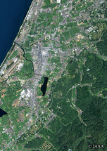 だいちから見た日本の都市 石川県小松市周辺：衛星画像